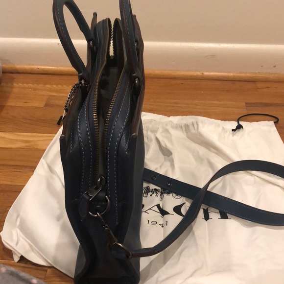 Coach Bag - Picture 10 of 10